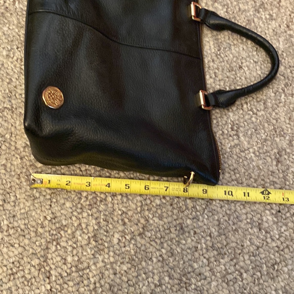 Vince Camino very soft black leather handbag. - Picture 12 of 14